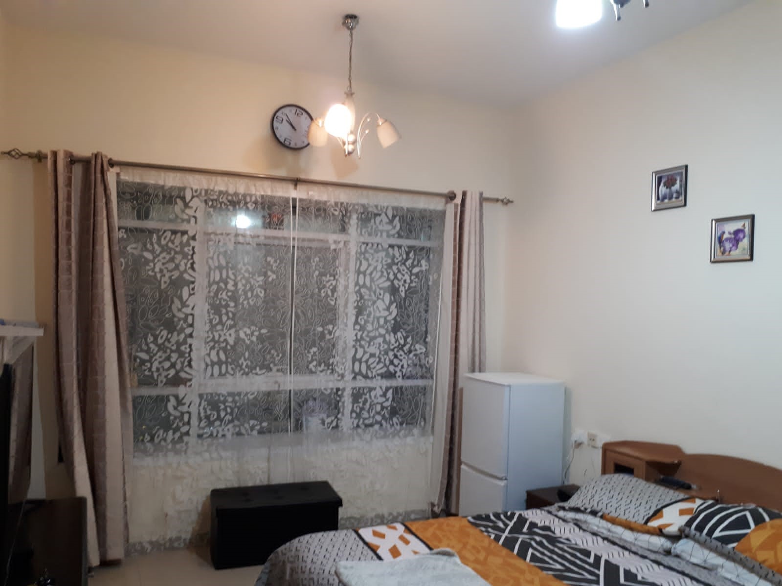 FURNISHED ROOM FOR RENT @DMCC METRO AED 3000(COUPLES/LADIES)