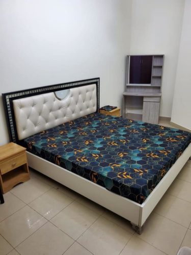 Room ,Middle Room ,Partition Fully Furnished