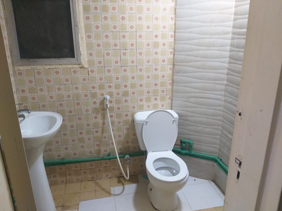 Separate bathroom sharing accommodation available for ladies or family in karama