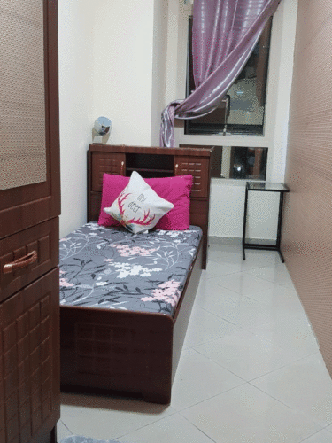 Partition Room For Rent in Marina in Dubai