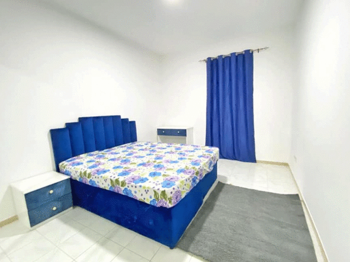 Family-Rooms-&-Couple-Rooms-Available-in-Al-Fahidi