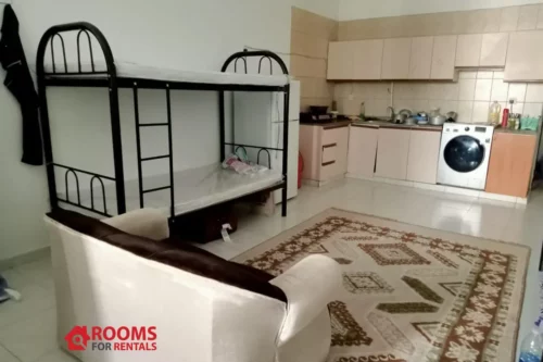 Upper Bed Available In Al Rafa Dubai