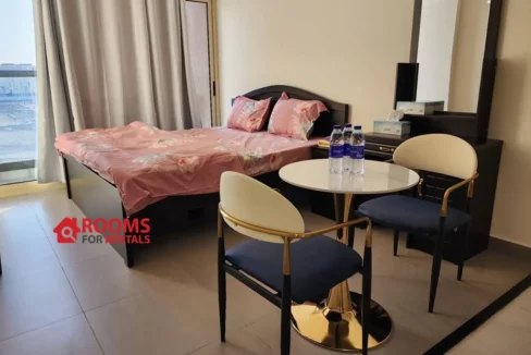 family room Couple bed Space available In Al Al Qusais dubai