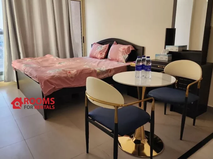 family room Couple bed Space available In Al Al Qusais dubai